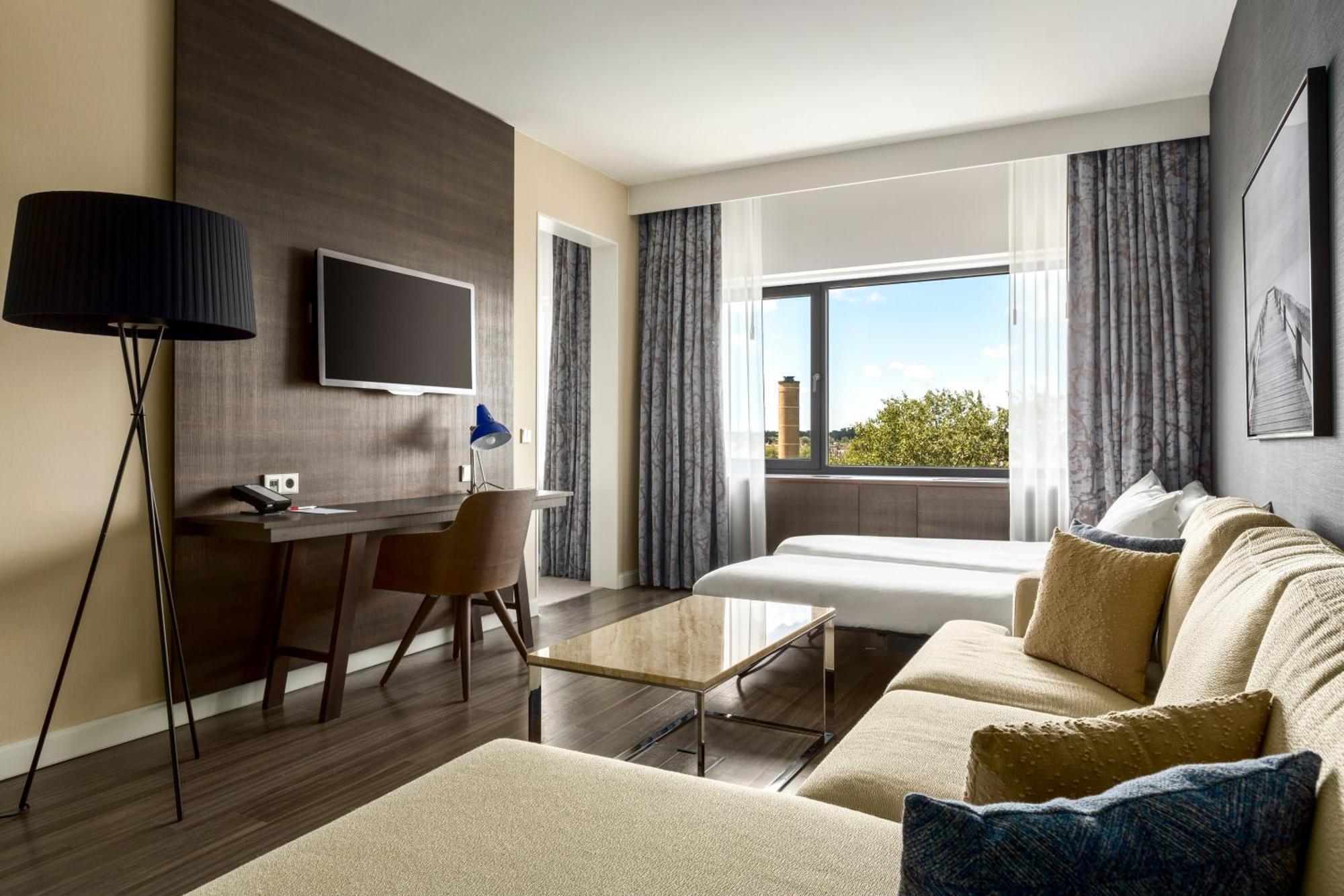 Marriott Hotel Гаага Экстерьер фото